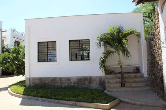 Land in Shanzu image 6