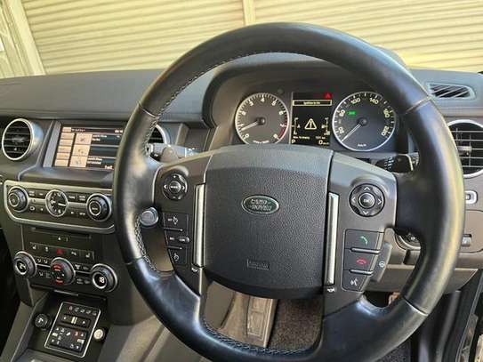 Land Rover Dscovery image 15