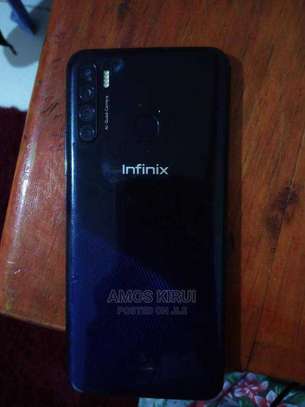 Selling infinix S5 image 2