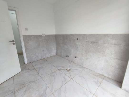 3 Bed Apartment with En Suite in Kilimani image 21