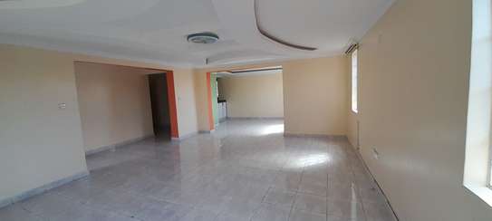 5 Bed House with En Suite at Merisho Road image 25