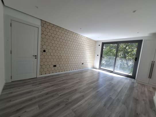 5 Bed Townhouse with En Suite in Lavington image 34