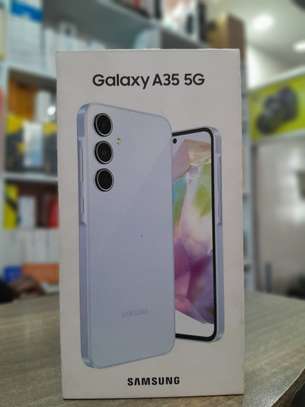 Samsung Galaxy A35 image 2