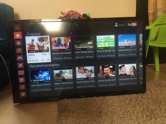 TCL  32'' SMART TV with 3D image 12