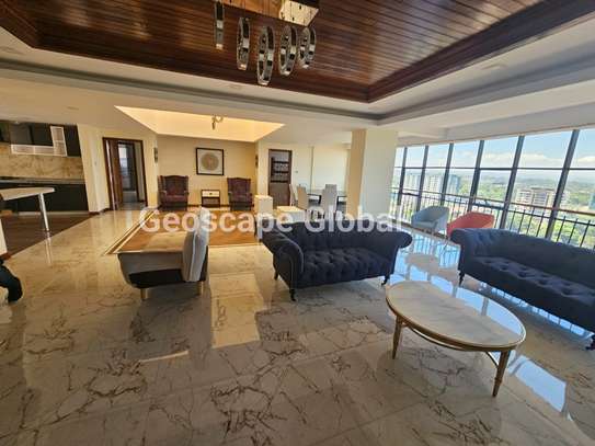 5 Bed Apartment with En Suite in Kilimani image 1