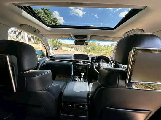 2018 Lexus LX 450d in Nairobi image 4