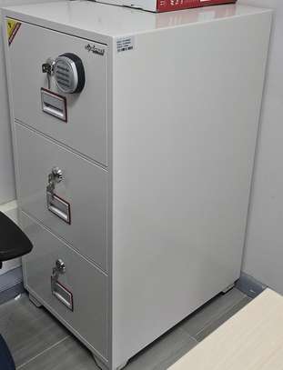 Fireproof Safe; Topsec Tri Drawer Sturdy Safebox image 5