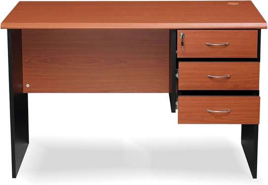 1.4 M Iported Wooden 3 Drawer Economic Desk image 9