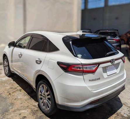 Toyota harrier Sunroof 2018 AWD image 14