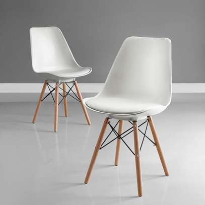 Cushioned Chair with Wooden Legs image 2