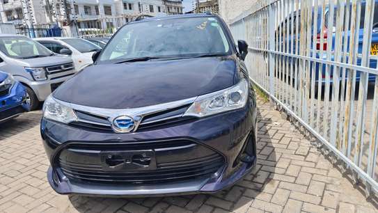 Toyota corolla fielder G grade 2018 hybrid image 2