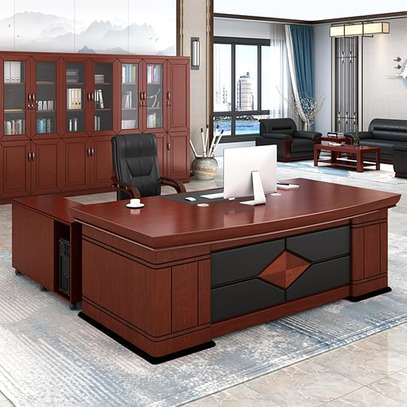 Office Desks:1.8M Executive Mahogany  Desk In kisii CBD image 8