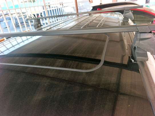 Mitsubishi outlander hybrid sunroof image 4