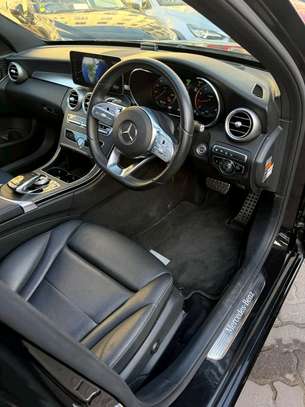 Mercedes Benz AMG C200 2000cc image 3