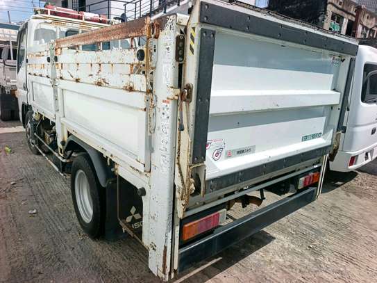 Mitsubishi canter 3tones image 3