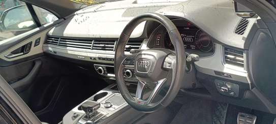 Audi Q7 Quattro 2018 S-Line image 3