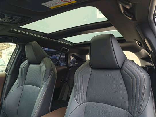 2020 Toyota harrier image 5