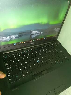 Dell lattitude 7480 coi5 256GB image 3