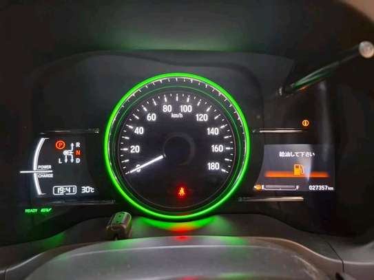 Honda Vezel Hybrid jungle Green 2018 image 7