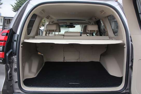 Toyota Landcruiser Prado TX-L 2019 18,000 Kms image 15