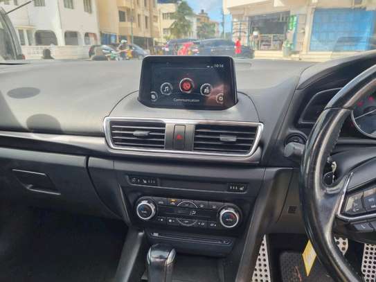 Mazda Axela Sunroof 2200cc 2018 image 10