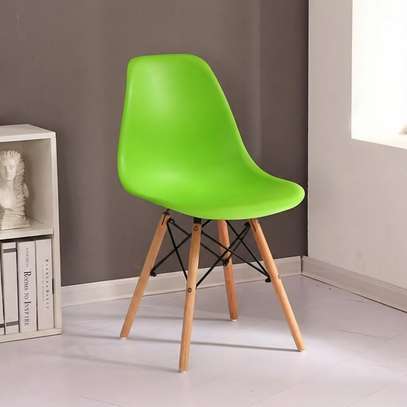 Office Eames Dining Chair image 5