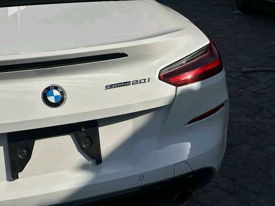 BMW Z4, sDrive20i image 4