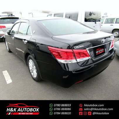Toyota Crown Royal Saloon(10% Discount Whole of February) image 4
