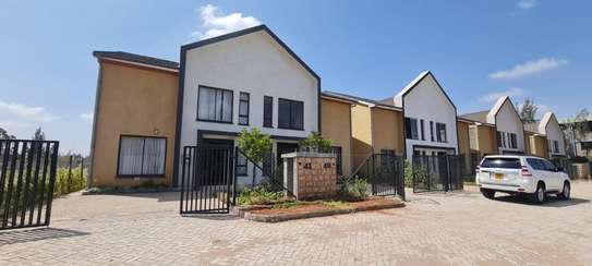 4 Bed House with En Suite in Syokimau image 5