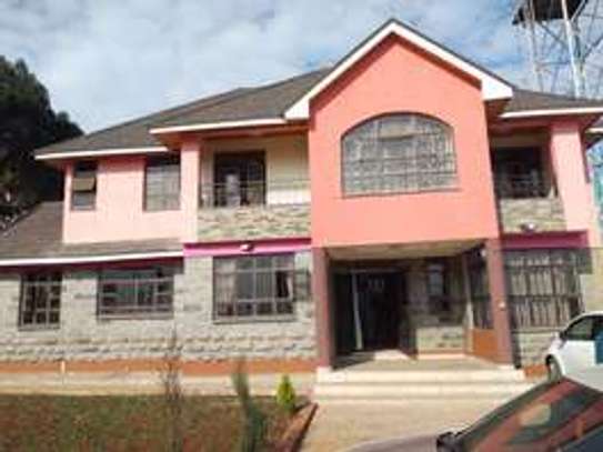 4BEDROOM ALL ENSUITE image 1