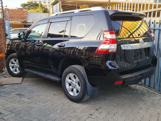 2015 Toyota Prado Diesel black with SUNROOF KDH image 2