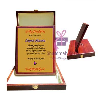 Wooden plaque trophy is an ideal token of appreciation image 3