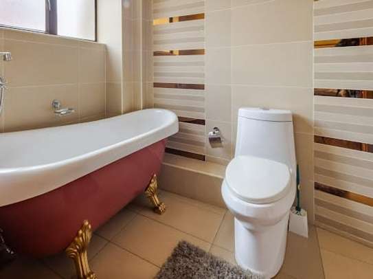 3 Bed Apartment with En Suite in Kilimani image 7