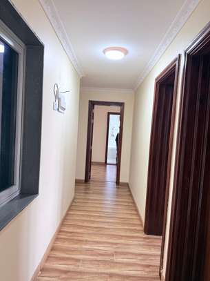 4 Bed Apartment with En Suite in Kilimani image 1