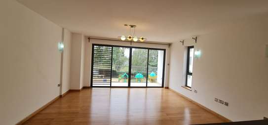 2 Bed Apartment with En Suite in Thika Road image 7