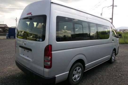 18 SEATER TOYOTA HIACE (MKOPO/HIRE PURCHASE ACCEPTED) image 2