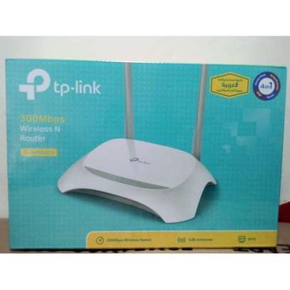 TP Link TL-WR840N 300Mbps 2.4GHz Wireless Router 4in1 image 1