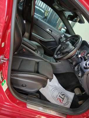 Mercedes benz A180 Red image 7
