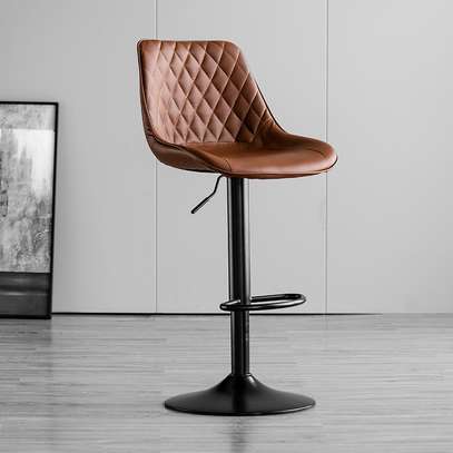 Barstool;   Adjustable Swivel Bar Stool in Tabaka image 4