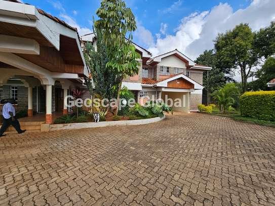 5 Bed House with En Suite in Runda image 10