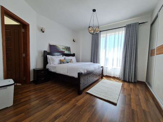 Furnished 4 Bed Apartment with En Suite in Parklands image 12