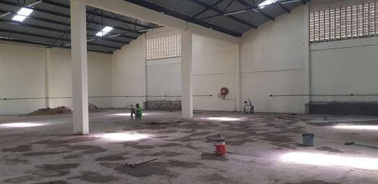 16000 ft² commercial property for sale in Industrial Area image 3