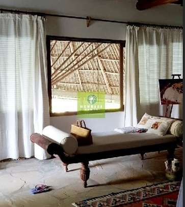 4 Bed Villa with En Suite in Diani image 8