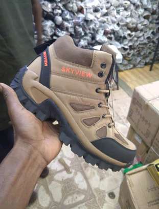 Original perfect Skyview Hiking boots image 1