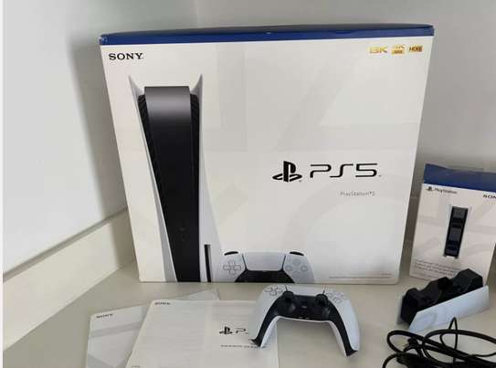 PS5 Blu-Ray Console + Charging Station + 2 Controllers image 2
