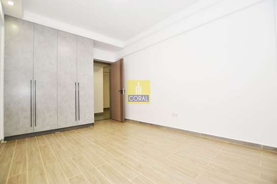 2 Bed Apartment with Gym in Riverside image 16