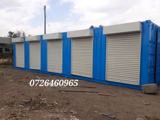40FT Container with Stalls image 5