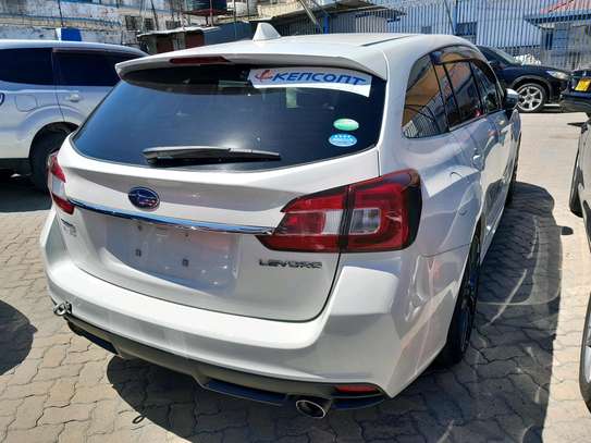 Subaru levorg white 2016 B image 8