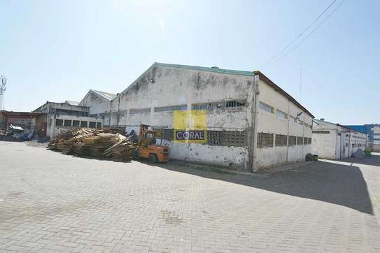 commercial property for sale in Industrial Area image 1