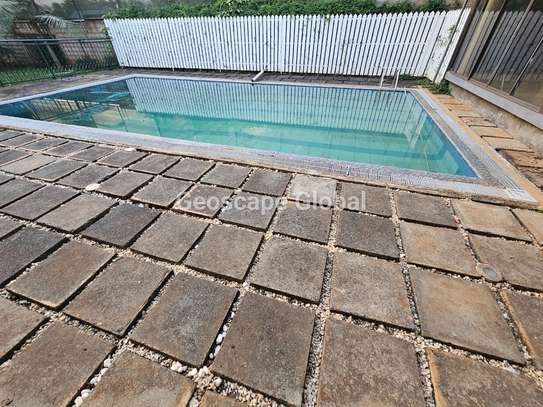 4 Bed House with En Suite in Runda image 14